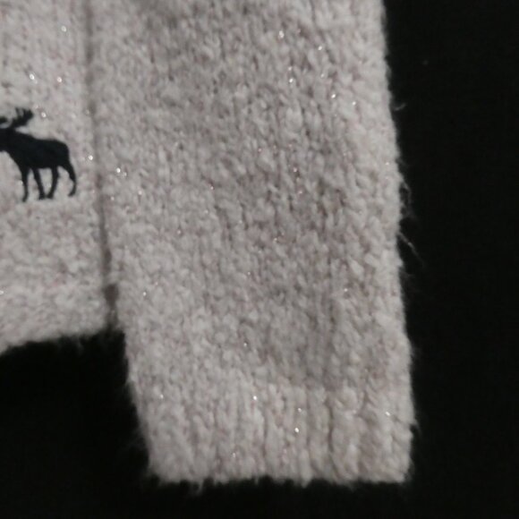 ABERCROMBIE KIDS | 11/12 | Knit Sweater With Open Shoulders | Shiny Fibers - Picture 9 of 15
